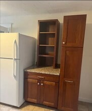 328 Clayton Ave, Unit 328 in Williamsport, PA - Foto de edificio - Building Photo