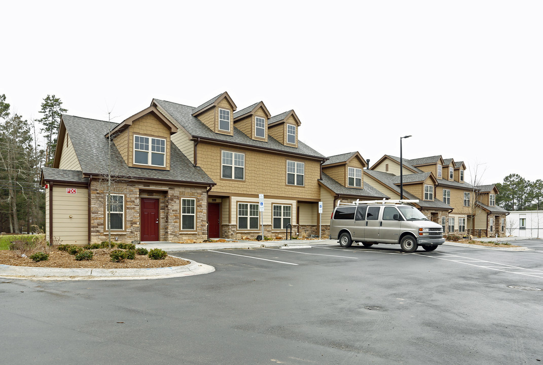 Pickett Square Townhomes in Durham, NC - Foto de edificio