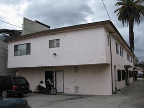 1617 Arlington Ave in Los Angeles, CA - Building Photo - Building Photo