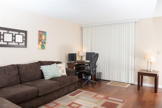 6333 Mt Ada Rd in San Diego, CA - Building Photo - Building Photo