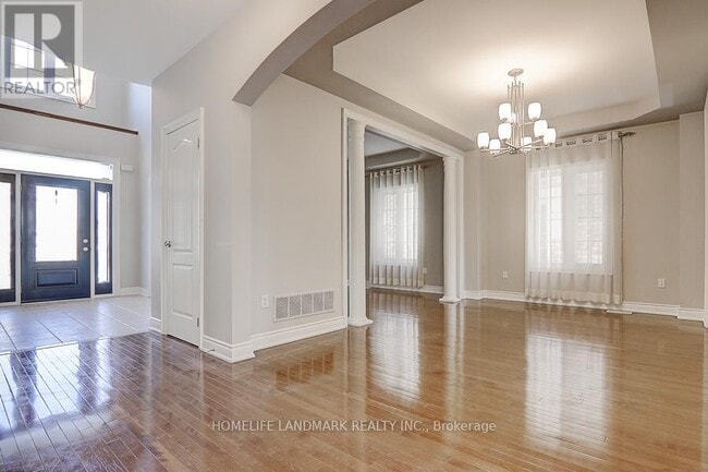 146 Lady Fenyrose Ave in Vaughan, ON - Building Photo - Building Photo