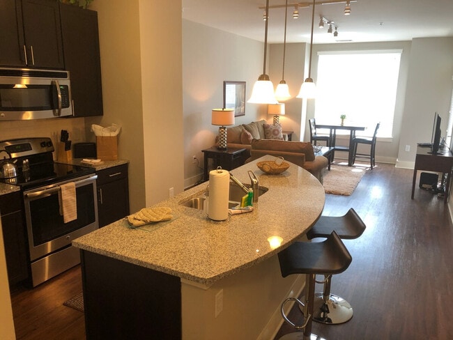 4845 Ashley Park Ln in Charlotte, NC - Building Photo - Building Photo