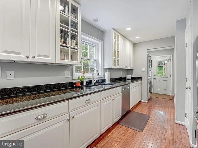property at 2221 Senseney Ln