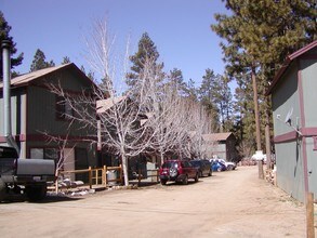 Stage Coach Lodge in Big Bear Lake, CA - Building Photo - Building Photo