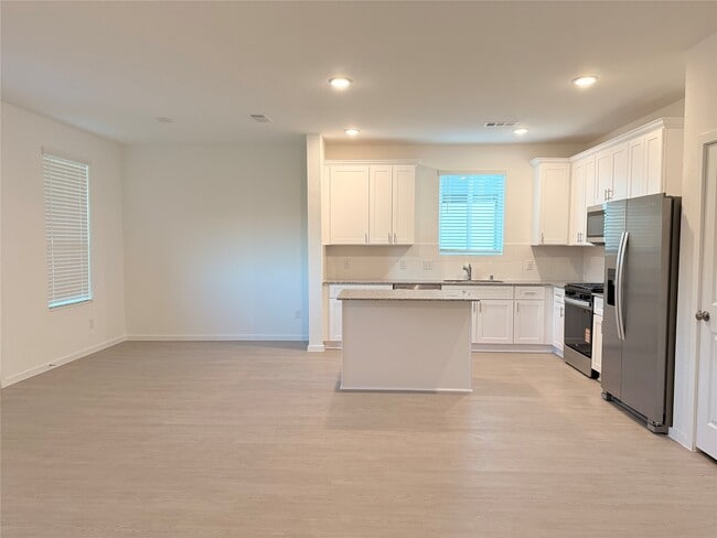 24645 Cascade Haven Rd