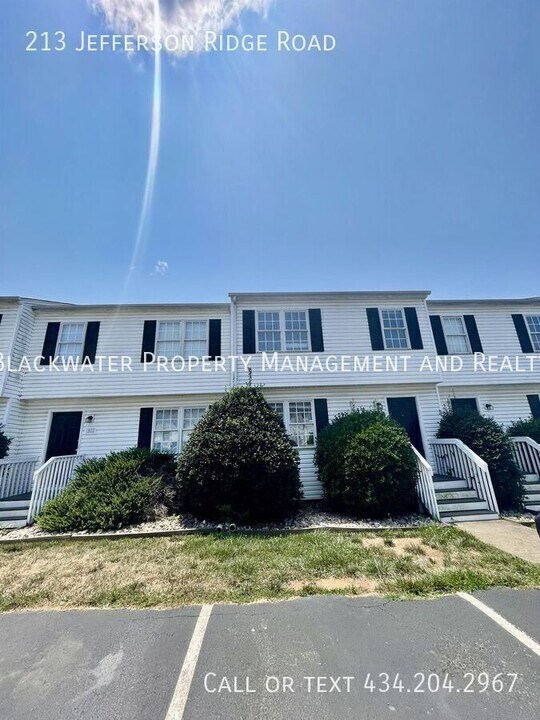 213 Jefferson Ridge Rd in Forest, VA - Building Photo