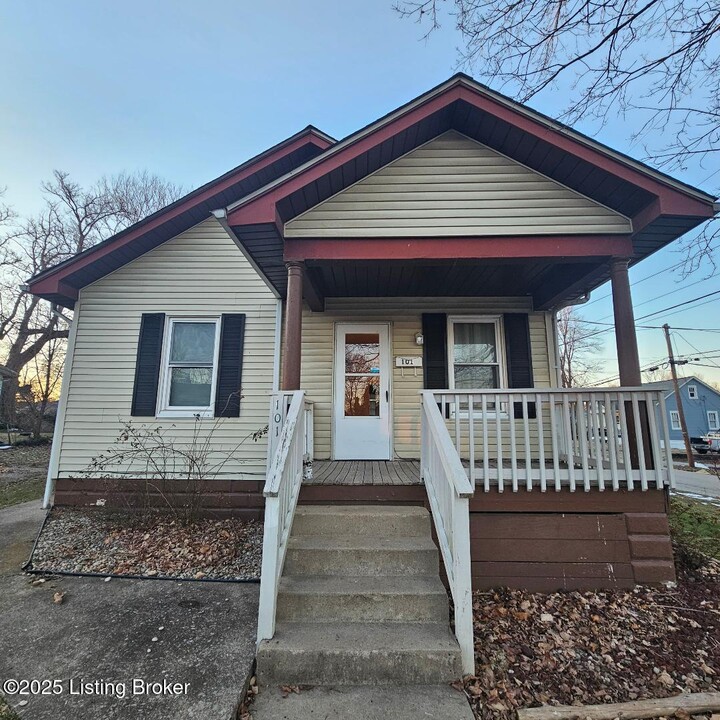 101 Vertrees Ct in Elizabethtown, KY - Building Photo