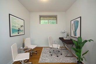 80 Beverley Street in Toronto, ON - Building Photo - Interior Photo