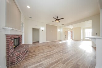 11601 Hackney Ln in Yukon, OK - Building Photo - Building Photo