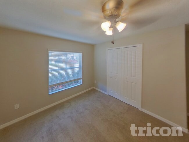 10923 Rainbow Pyrite Dr in Wimauma, FL - Building Photo - Building Photo