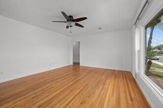 4922 64th St in San Diego, CA - Building Photo - Building Photo