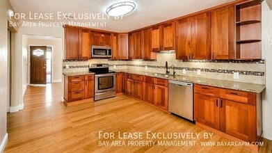 138 Kittoe Dr in Mountain View, CA - Building Photo - Building Photo