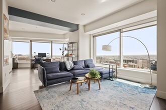 110 Stuart St, Unit 24H in Boston, MA - Building Photo - Building Photo