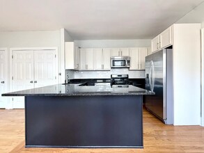 3115 N St Louis Ave in Chicago, IL - Building Photo - Building Photo