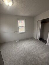 5508 SW 8th St in Des Moines, IA - Building Photo - Building Photo