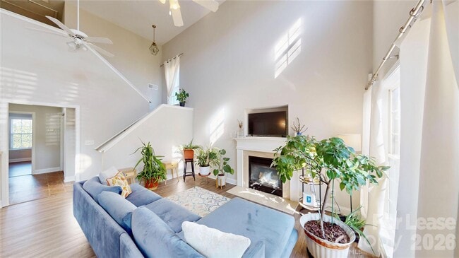 447 Fawnbrook Ln in Gastonia, NC - Building Photo - Building Photo