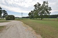 7827 Mill Branch Rd in Rocky Mount, NC - Building Photo - Building Photo