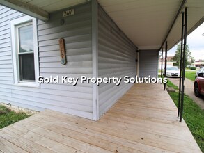 2111 Central Ave in Anderson, IN - Building Photo - Building Photo