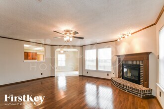 19528 Windwood Pkwy in Noblesville, IN - Building Photo - Building Photo