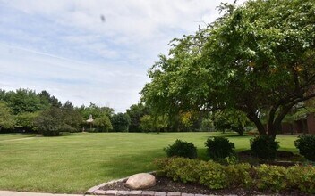 920 John R Rd in Troy, MI - Building Photo - Building Photo