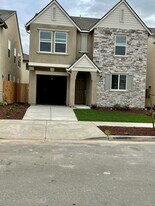 368 Shafer Ave in Merced, CA - Building Photo