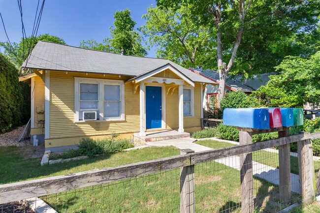 611 W 31st St in Austin, TX - Building Photo - Building Photo