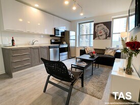 940 W Winona St in Chicago, IL - Building Photo