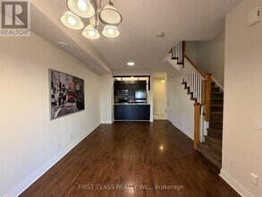 315 Village Green Square in Toronto, ON - Building Photo - Building Photo