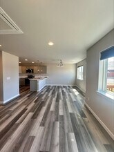 610 Mead Ave in Everson, WA - Building Photo - Building Photo