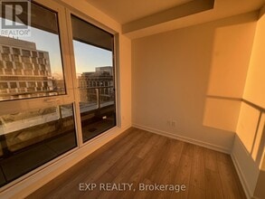 1007 The Queensway in Toronto, ON - Building Photo - Building Photo