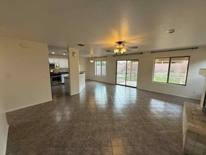 640 W Emerald Key Dr in Green Valley, AZ - Building Photo - Building Photo