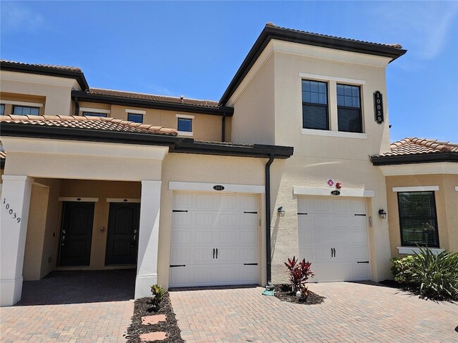 property at 10039 Crooked Crk Dr