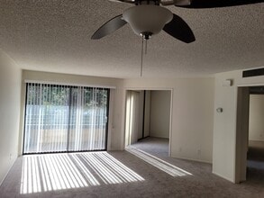 4499 Via Marisol in Los Angeles, CA - Building Photo - Building Photo