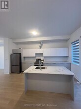 19 Desiree Pl in Caledon, ON - Building Photo - Building Photo