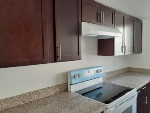 350 Lynn Ave in Milpitas, CA - Building Photo - Building Photo