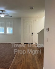 3057 Village Park Dr in Roseville, CA - Building Photo - Building Photo