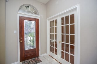 9914 Clear Meadow Ln in Houston, TX - Building Photo - Building Photo