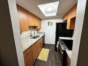 4611 W North B St, Unit 117 in Tampa, FL - Foto de edificio - Building Photo