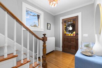 89 Gibbs Ave in Newport, RI - Building Photo - Building Photo