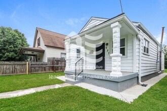 927 W Whitney Ave in Louisville, KY - Foto de edificio - Building Photo