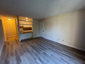 101 Kinross Dr in Walnut Creek, CA - Building Photo - Building Photo