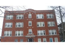 120-122 N Kilpatrick Ave Apartamentos