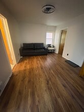 816 Adelaide St, Unit 1st floor in Pittsburgh, PA - Building Photo - Building Photo