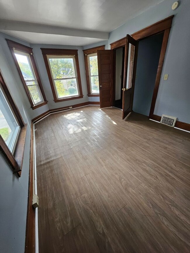 property at 744 E 6th St