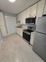 1015 SW 8th St in Homestead, FL - Building Photo