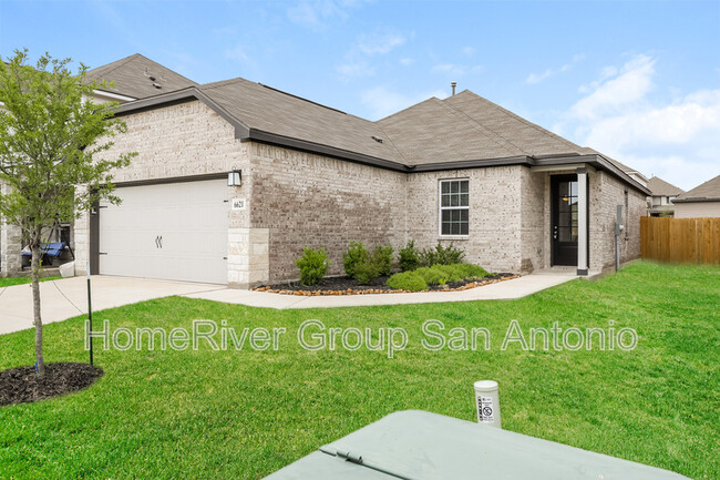 9014 Green Rd in Converse, TX - Building Photo - Building Photo