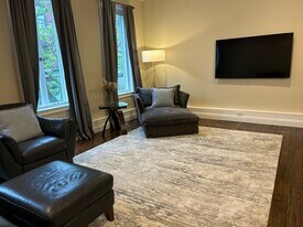 22 E Market St, Unit 201 in Corning, NY - Building Photo