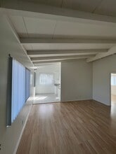 1102 W Broadway, Unit 6 in Anaheim, CA - Building Photo - Building Photo