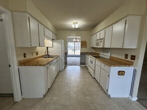 719 Timber Ridge Trail in Hinesville, GA - Building Photo - Building Photo