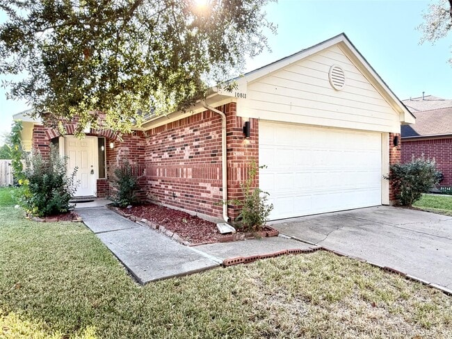 10811 Tallow Briar Ln in Houston, TX - Building Photo - Building Photo